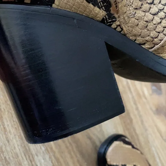 Tory Burch Heeled Ankle Boot Stamped Snake Printed Leather Pale Desert Roccia - Picture 15 of 16